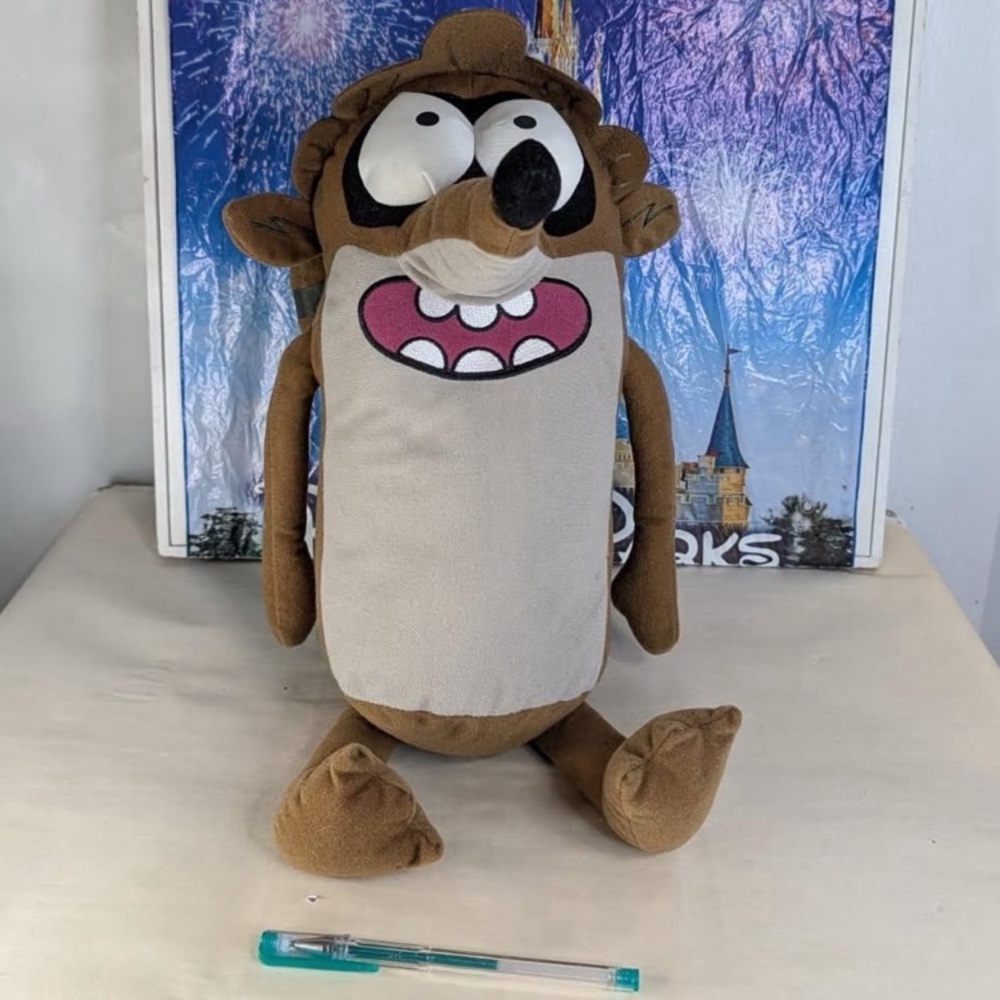 Cartoon Network Y2K large Toy factory regular show rigby plush 18” RARE